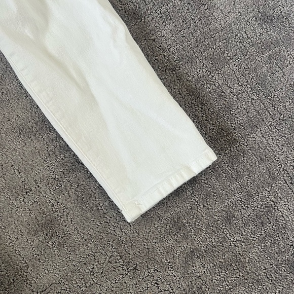 Joe’s Jeans Janel White Straight Leg Distressed Jeans - Picture 3 of 10